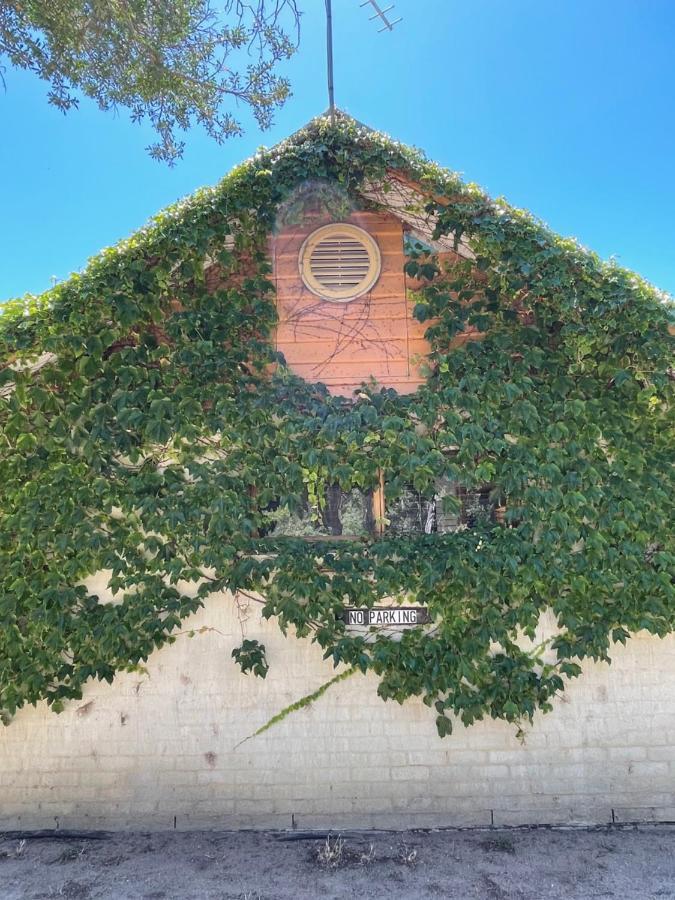 The Fingal Farm Villa Exterior photo